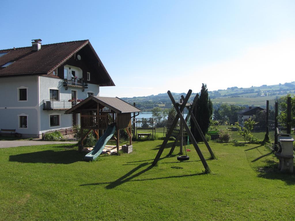 Bauernhof Schink Villa Zell am Moos Luaran gambar